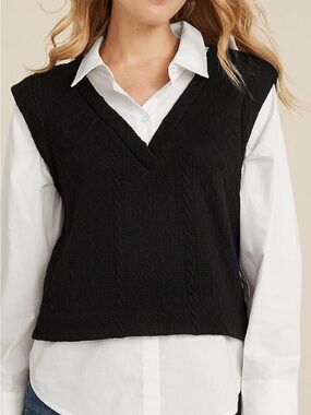 Maurices White Collared Shirt with Teal Tag